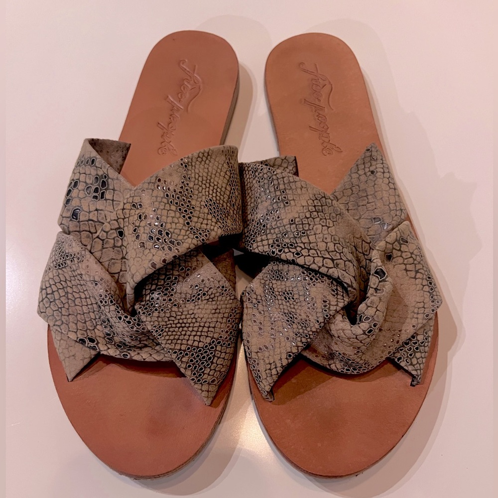 Free People Women's Rio Vista Slide Sandal